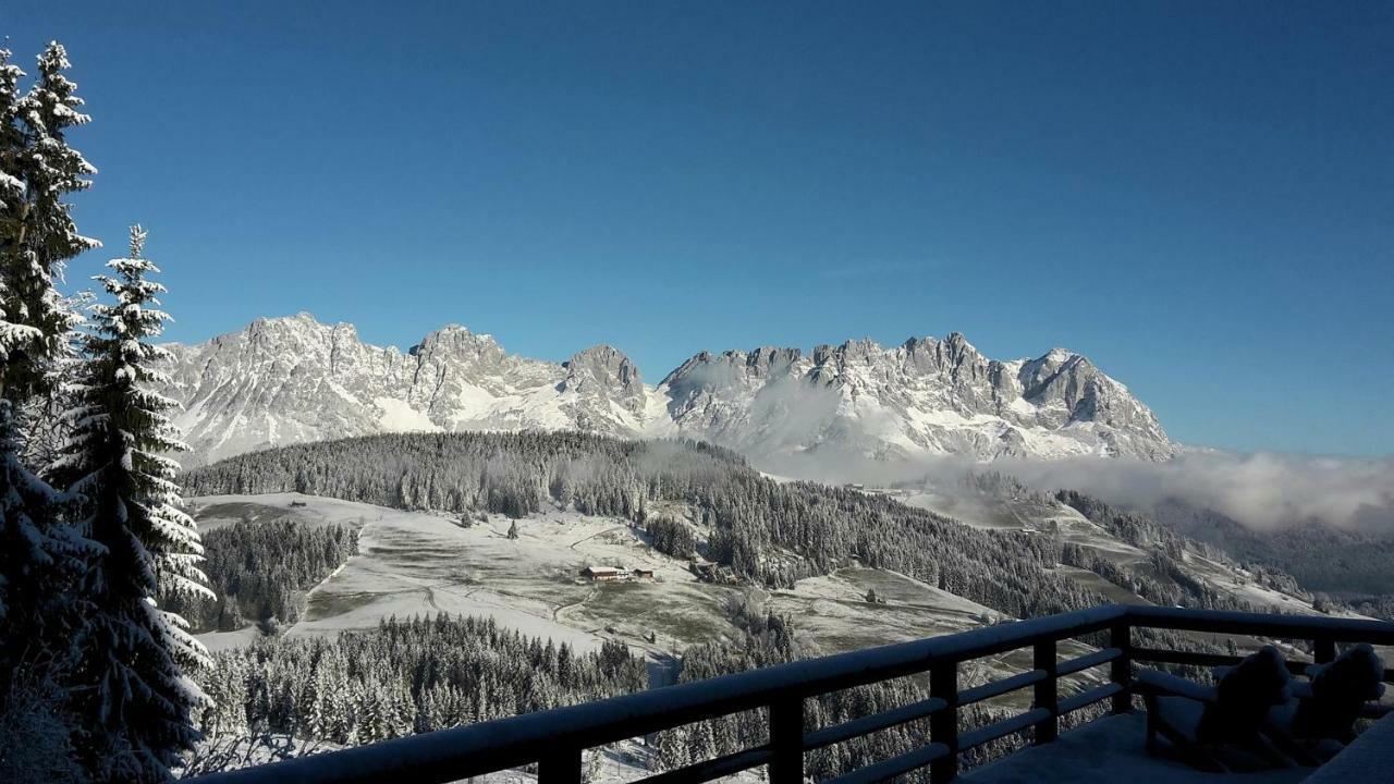 Ferienwohnung Julia Brixen im Thale Exteriör bild