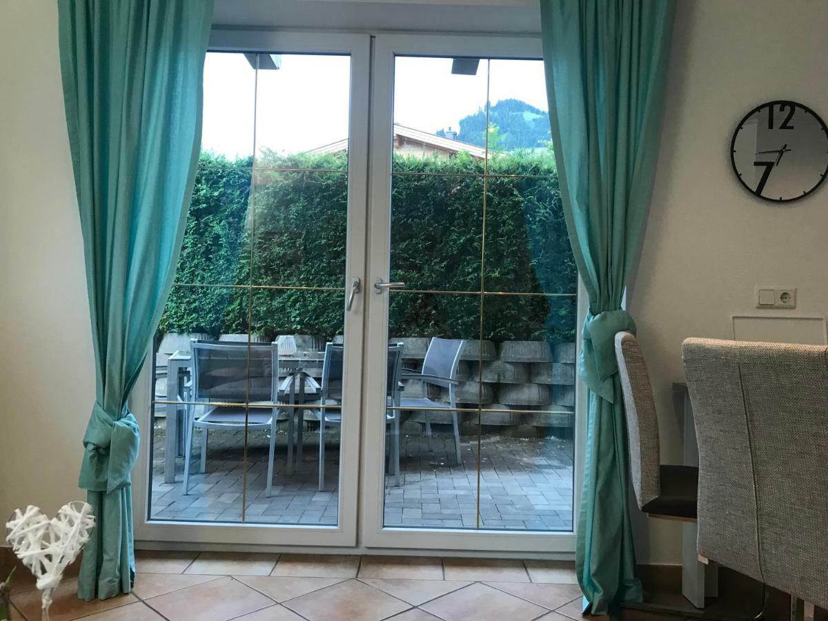 Ferienwohnung Julia Brixen im Thale Exteriör bild