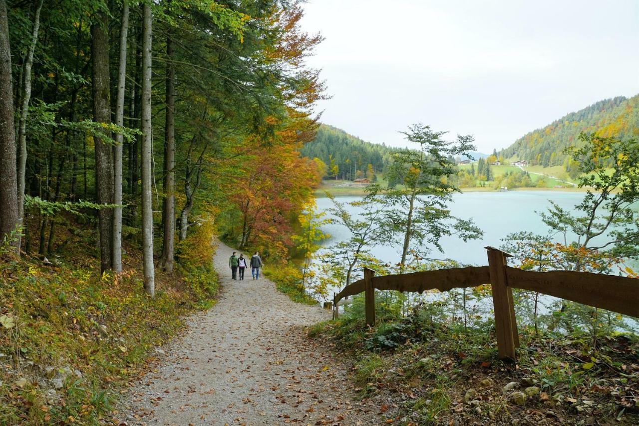 Ferienwohnung Julia Brixen im Thale Exteriör bild