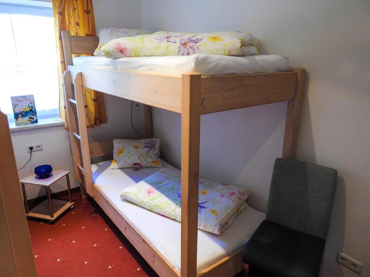 Ferienwohnung Julia Brixen im Thale Exteriör bild